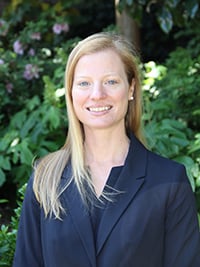 Photo of Leslie M. Pineyro